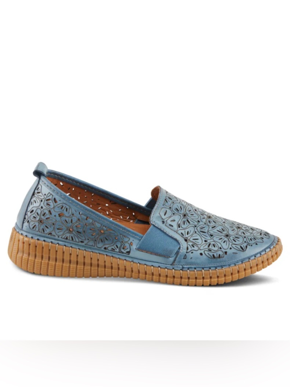 Spring Step Jookin shoes in blue, laser-cut floral pattern size 9